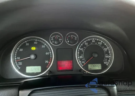 2003 Volkswagen Passat Gls z USA, uszkodzony, nr VIN WVWPD63B03P253883